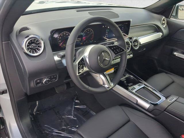 New 2026 Mercedes-Benz GLB 250 image 3