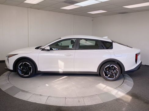 Certified 2025 Kia K4 EX image 2
