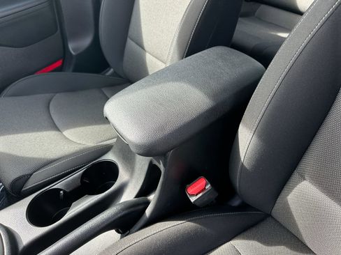 Used 2024 Kia Forte LXS image 20