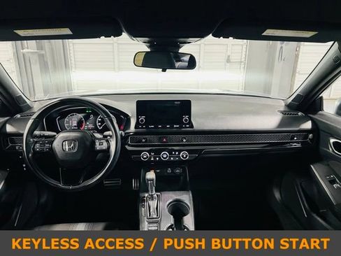 Used 2023 Honda Civic Sport image 4