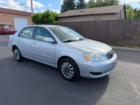 Used 2007 Toyota Corolla LE FWD image 3