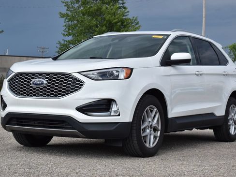 Certified 2023 Ford Edge SEL w/ Convenience Package AWD/4WD image 1