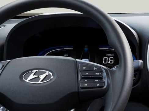 New 2026 Hyundai Venue SE image 14