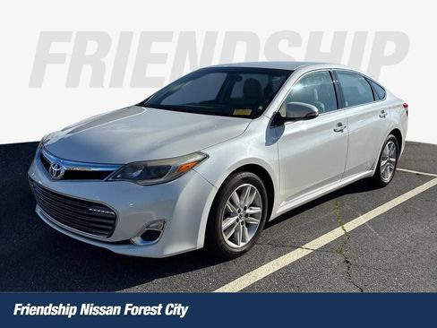 Used 2015 Toyota Avalon XLE image 1