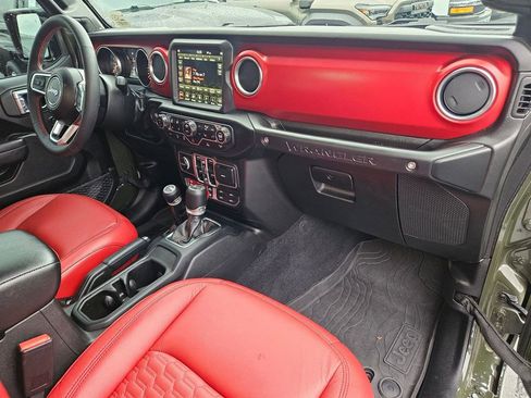 Used 2023 Jeep Wrangler Unlimited Rubicon w/ Cold Weather Group image 42