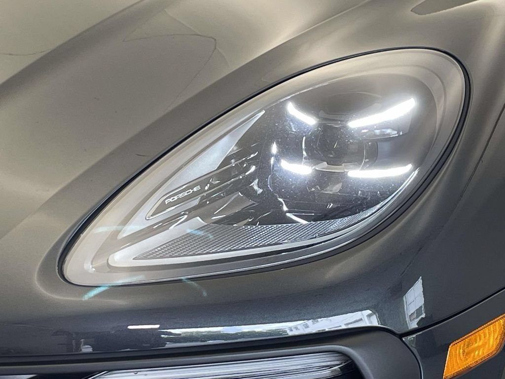 Certified 2023 Porsche Panamera 4 AWD/4WD image 61