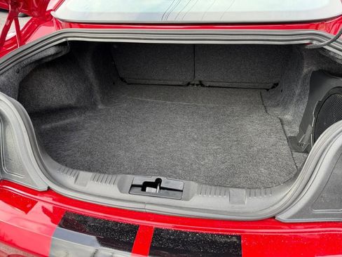 Used 2021 Ford Mustang Shelby GT500 w/ Technology Package image 25