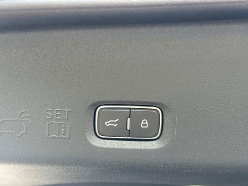 New 2025 Lincoln Navigator L Reserve AWD/4WD image 15