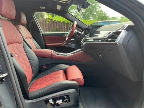 Used 2025 BMW X6 M60i AWD/4WD image 18