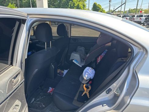 Used 2014 Subaru Impreza 2.0i AWD/4WD image 7