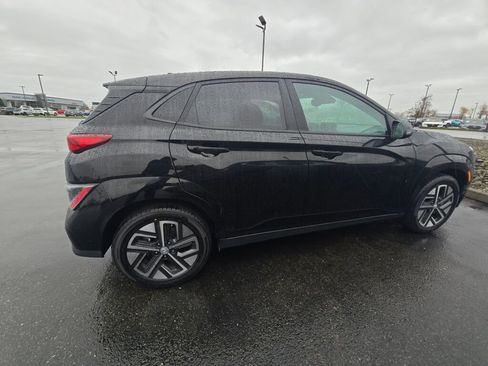 Used 2023 Hyundai Kona SEL w/ Cargo Package image 4
