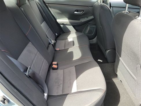 New 2025 Nissan Sentra SR image 15