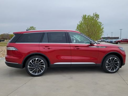 New 2026 Lincoln Aviator Reserve AWD/4WD image 2
