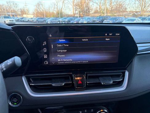 Used 2025 Chevrolet TrailBlazer LT image 21