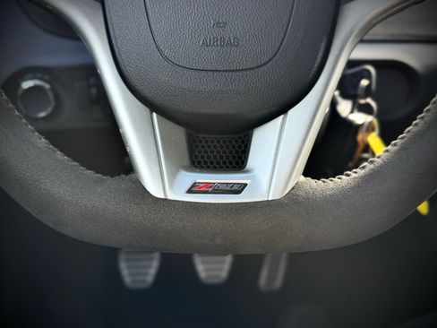 Used 2014 Chevrolet Camaro Z/28 RWD image 42