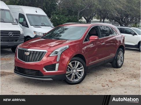 Used 2024 Cadillac XT5 Premium Luxury image 1