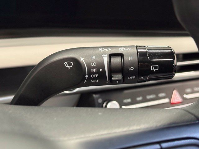 Used 2025 Hyundai Tucson SE FWD image 15