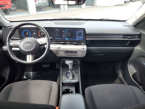 Used 2024 Hyundai Kona SEL FWD image 10