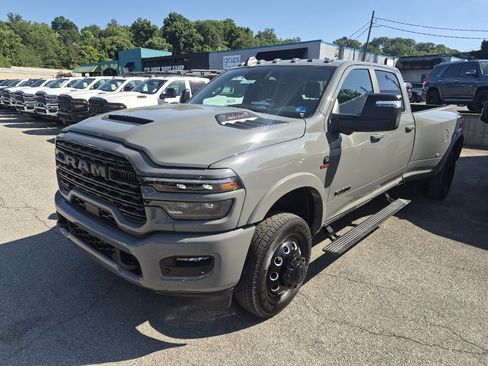 New 2026 RAM 3500 Limited AWD/4WD image 2