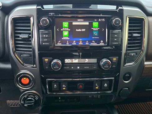 Used 2019 Nissan Titan Platinum Reserve image 11