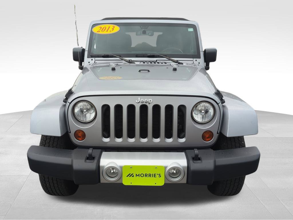 Used 2013 Jeep Wrangler Unlimited Sahara w/ Connectivity Group AWD/4WD image 2
