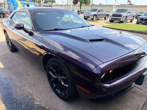 Used 2022 Dodge Challenger SXT w/ Blacktop Package RWD image 2