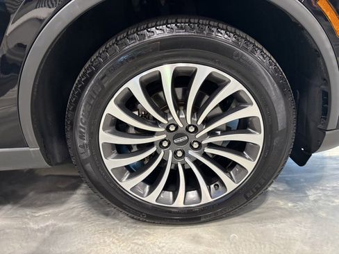 Used 2020 Lincoln Aviator Reserve w/ Equipment Group 201A image 31