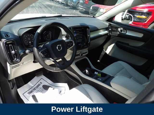 Used 2019 Volvo XC40 T5 Momentum AWD/4WD image 11