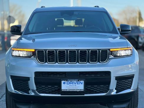 Used 2023 Jeep Grand Cherokee L Laredo image 6