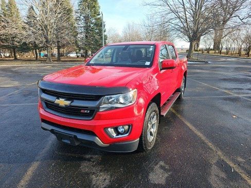 Used 2015 Chevrolet Colorado Z71 image 2