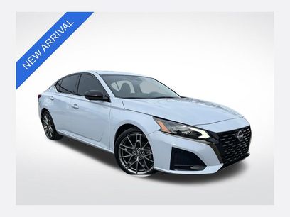 Used 2023 Nissan Altima 2.0 SR