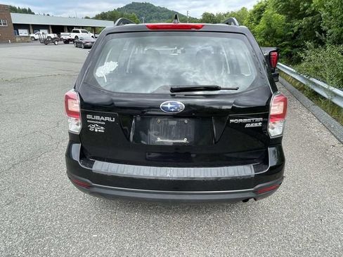Used 2017 Subaru Forester 2.5i w/ Alloy Wheel Package AWD/4WD image 6