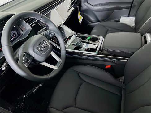 New 2026 Audi Q8 Premium Plus image 23