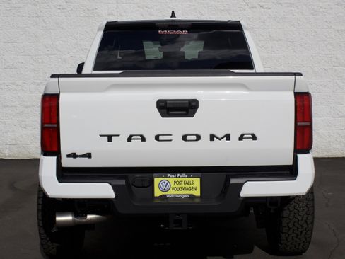 Used 2026 Toyota Tacoma SR5 image 7