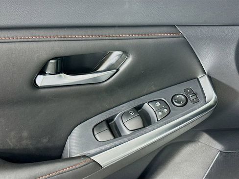 New 2025 Nissan Sentra SR image 23