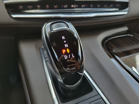 Certified 2023 Cadillac Escalade Premium Luxury w/ Performance Package AWD/4WD image 29