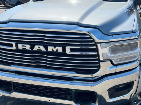 Used 2022 RAM 4500 Laramie AWD/4WD image 11
