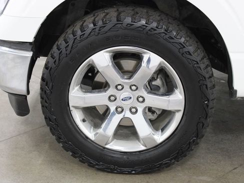 Used 2023 Ford F150 Lariat w/ Trailer Tow Package image 53