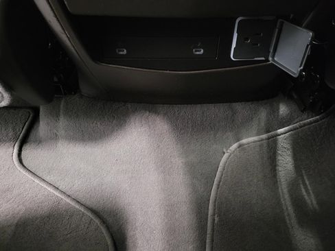 Certified 2023 Cadillac Escalade Premium Luxury w/ Performance Package image 24