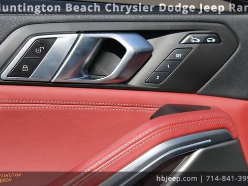 Used 2022 BMW X6 xDrive40i w/ Executive Package image 13