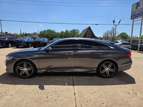 Used 2021 Honda Accord Touring image 4