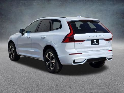 New 2026 Volvo XC60 B5 Core w/ Climate Package AWD/4WD image 5