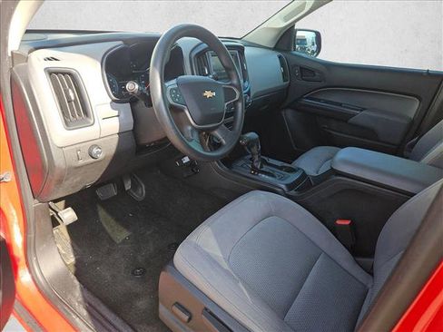 Used 2018 Chevrolet Colorado W/T w/ WT Convenience Package RWD image 14