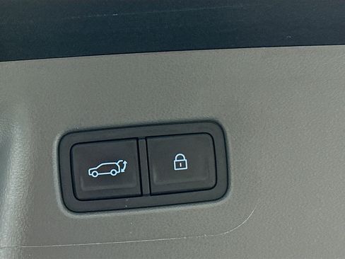 Used 2025 Hyundai Santa Fe SEL image 29