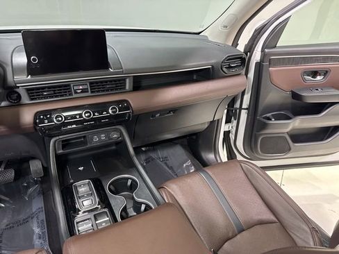 Used 2023 Honda Pilot Elite image 26