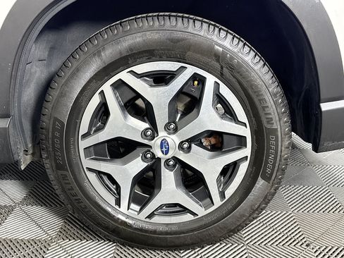 Used 2024 Subaru Forester Premium AWD/4WD image 35