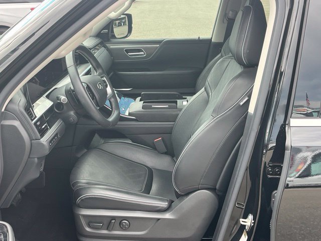 Certified 2025 INFINITI QX80 Luxe RWD image 9