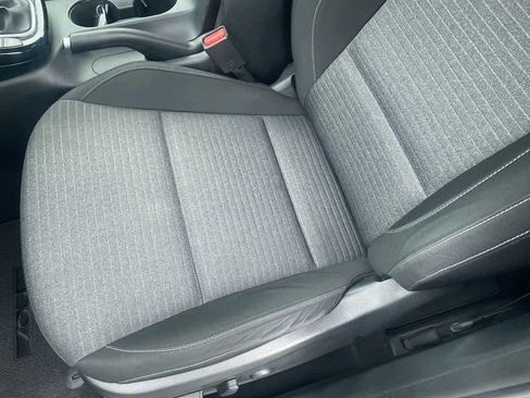 Used 2021 Kia Soul EX image 11