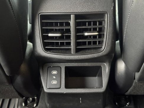 Certified 2024 Kia Seltos S image 17