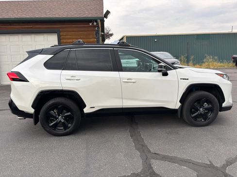 Used 2020 Toyota RAV4 XSE AWD/4WD image 8